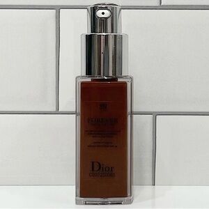 Dior 8N Neutral Dark Forever Skin Glow Foundation .67oz